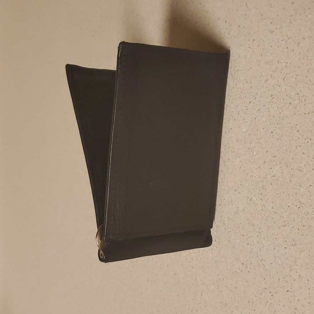 Leather money clip wallet